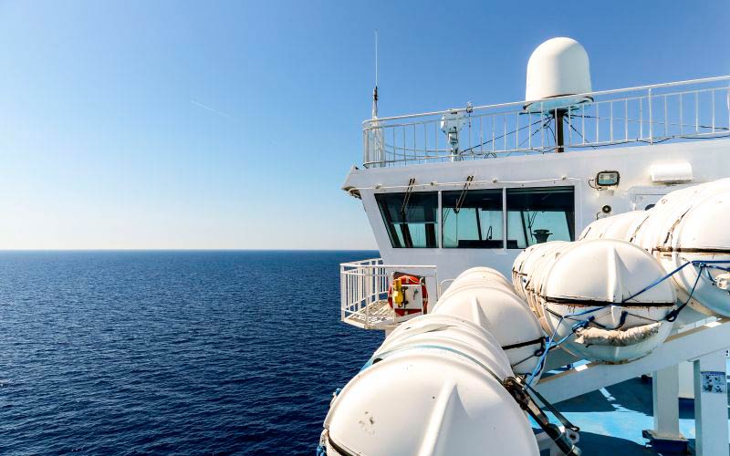 Sikkerhed til søs: Reviderede standarder skal sikre hurtig og effektiv evakuering