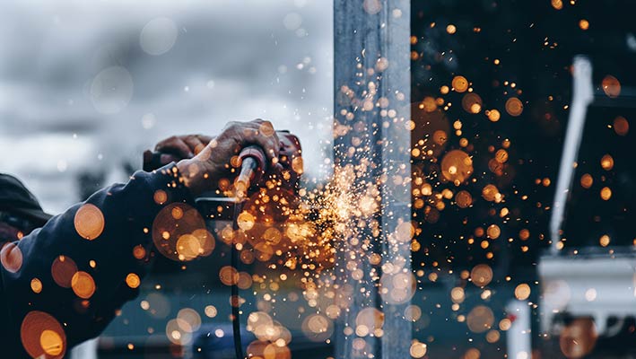 Få hjælp til maskinstandarder og sikkerhed